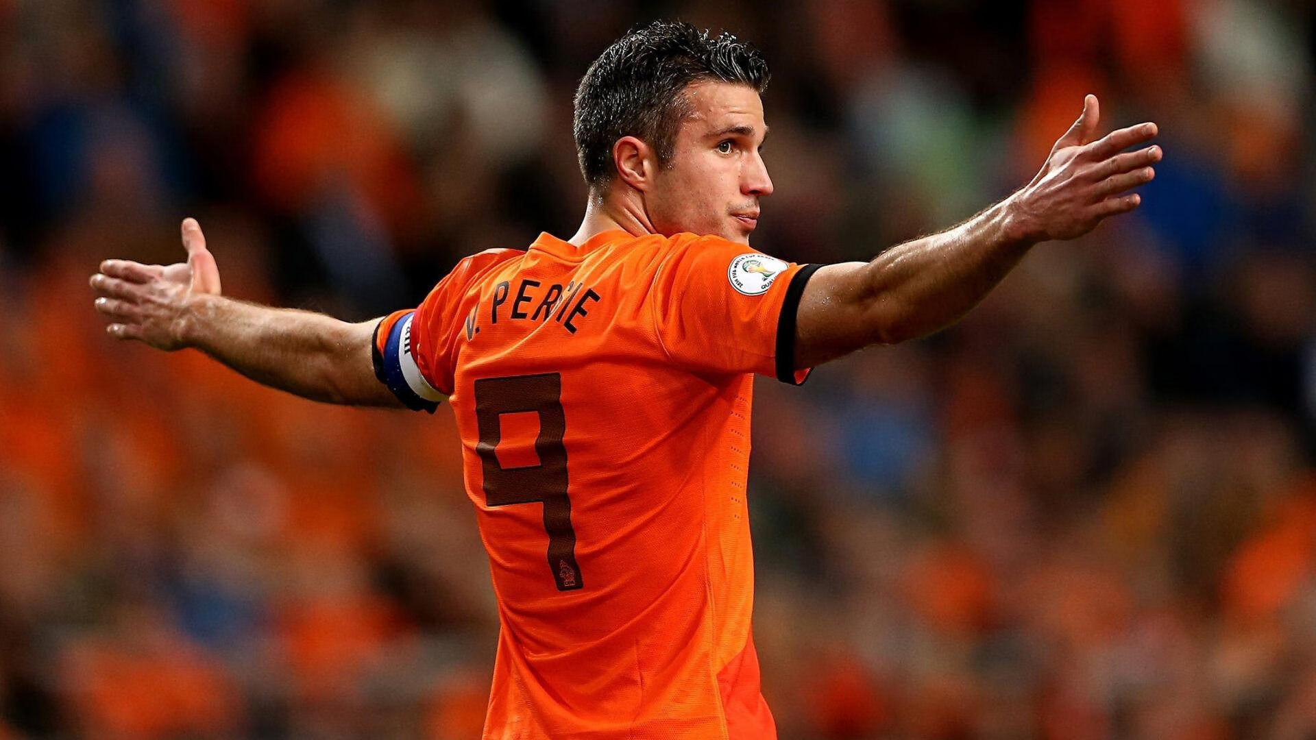 塞内加尔队前锋洛佩斯在巴黎奥运会上表现出色，洛佩和塞万提斯