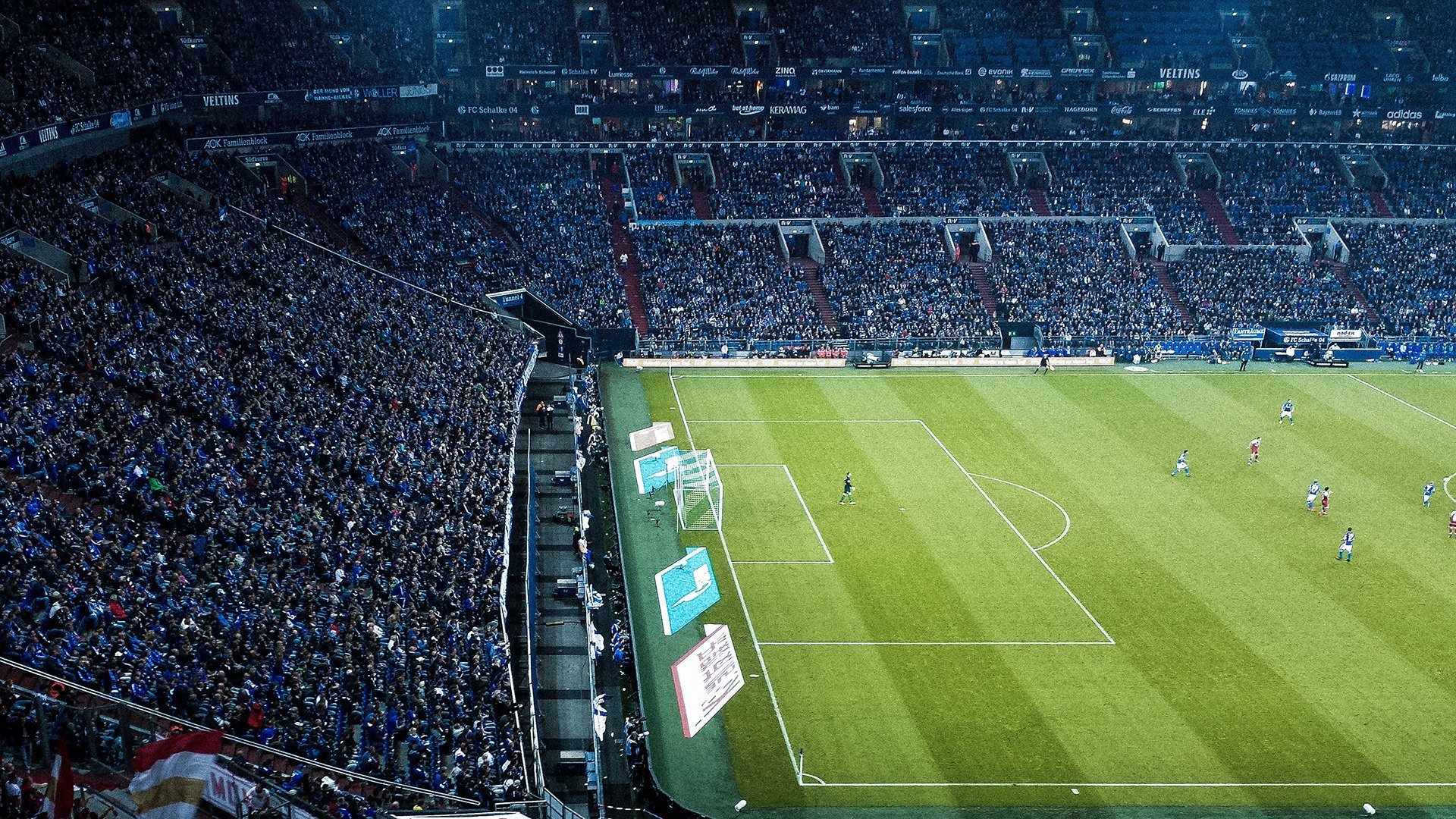 悬念重重！那些欧冠最扣人心弦的比赛时刻，欧冠史上最经典的比赛